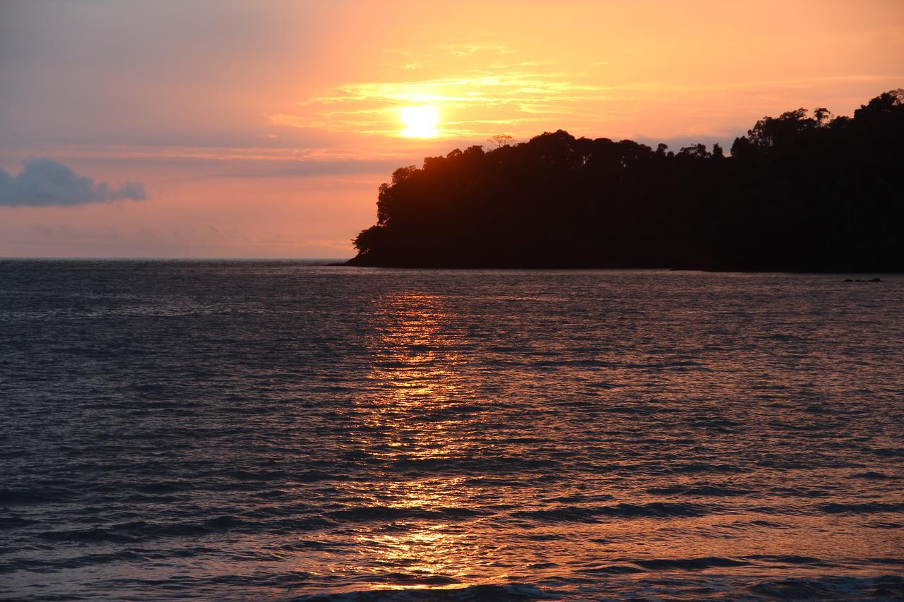Mapara Crab Lodge Баия-Солано Экстерьер фото
